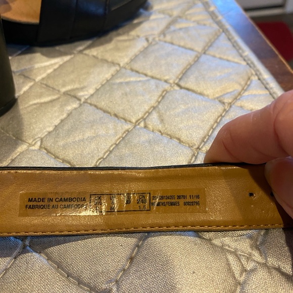 Clarks wedge strappa sandal. Size 8 - Picture 5 of 6